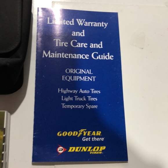 2007 Chrysler PT Cruiser owners manual packet - Picture 5 of 7